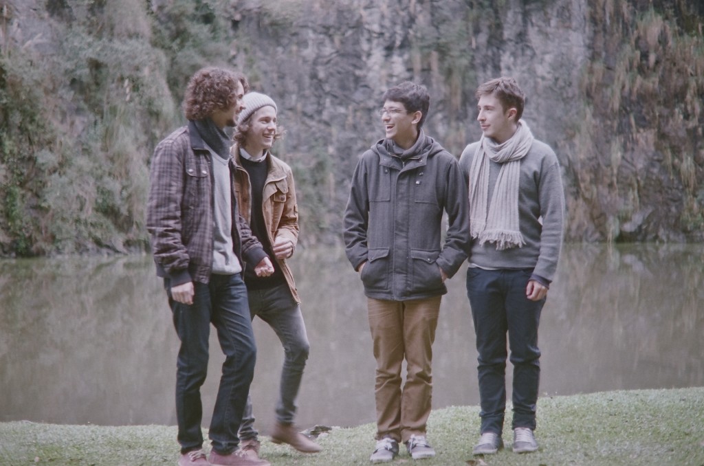 A banda, que se prepara para o lançamento de um novo EP, atualmente está em hiato para composição (Foto: