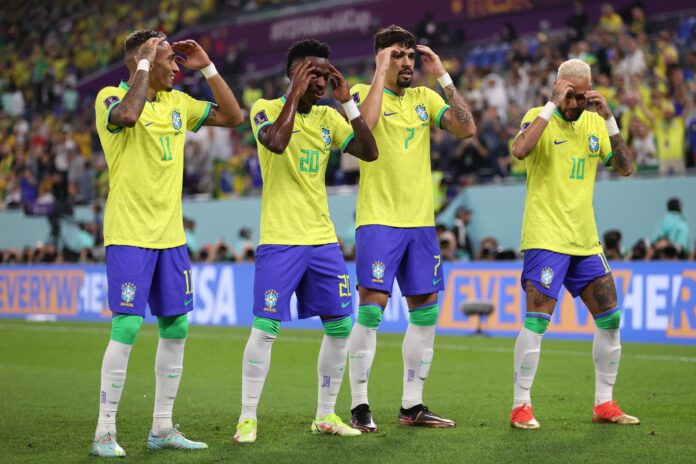 Ataque brilha e Brasil “se classifica” para as quartas em 30 minutos